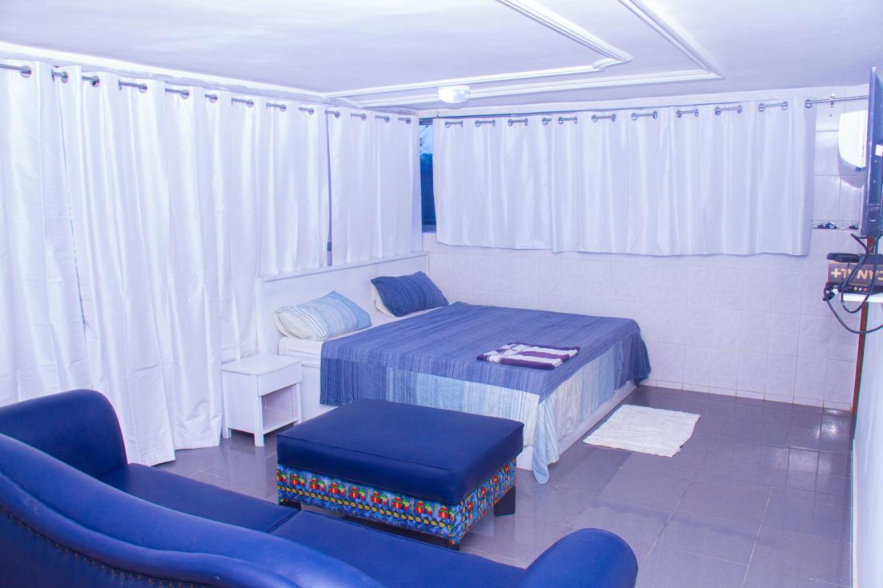 Hotel Amazone Cotonou Exterior foto